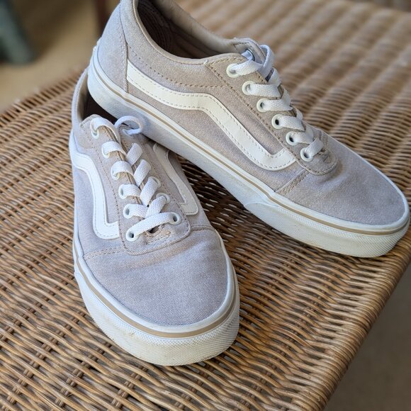 Vans "Ward" taupe skate sneaker size 7.5 in very good shape - Picture 1 of 8